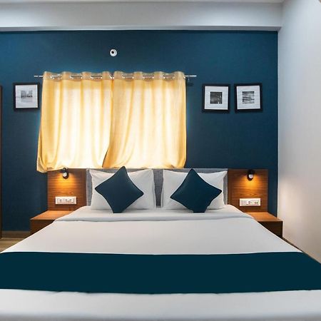 Hotel Ballfin Indore Dış mekan fotoğraf
