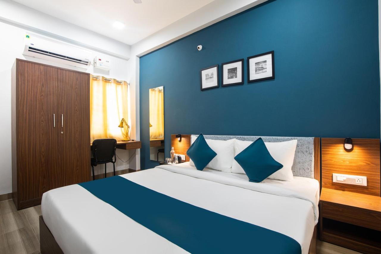 Hotel Ballfin Indore Dış mekan fotoğraf